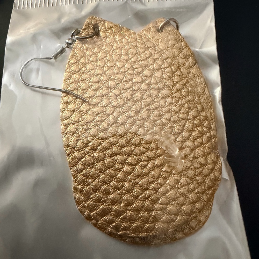 Gold Textured Leather Drop Earring (Single)